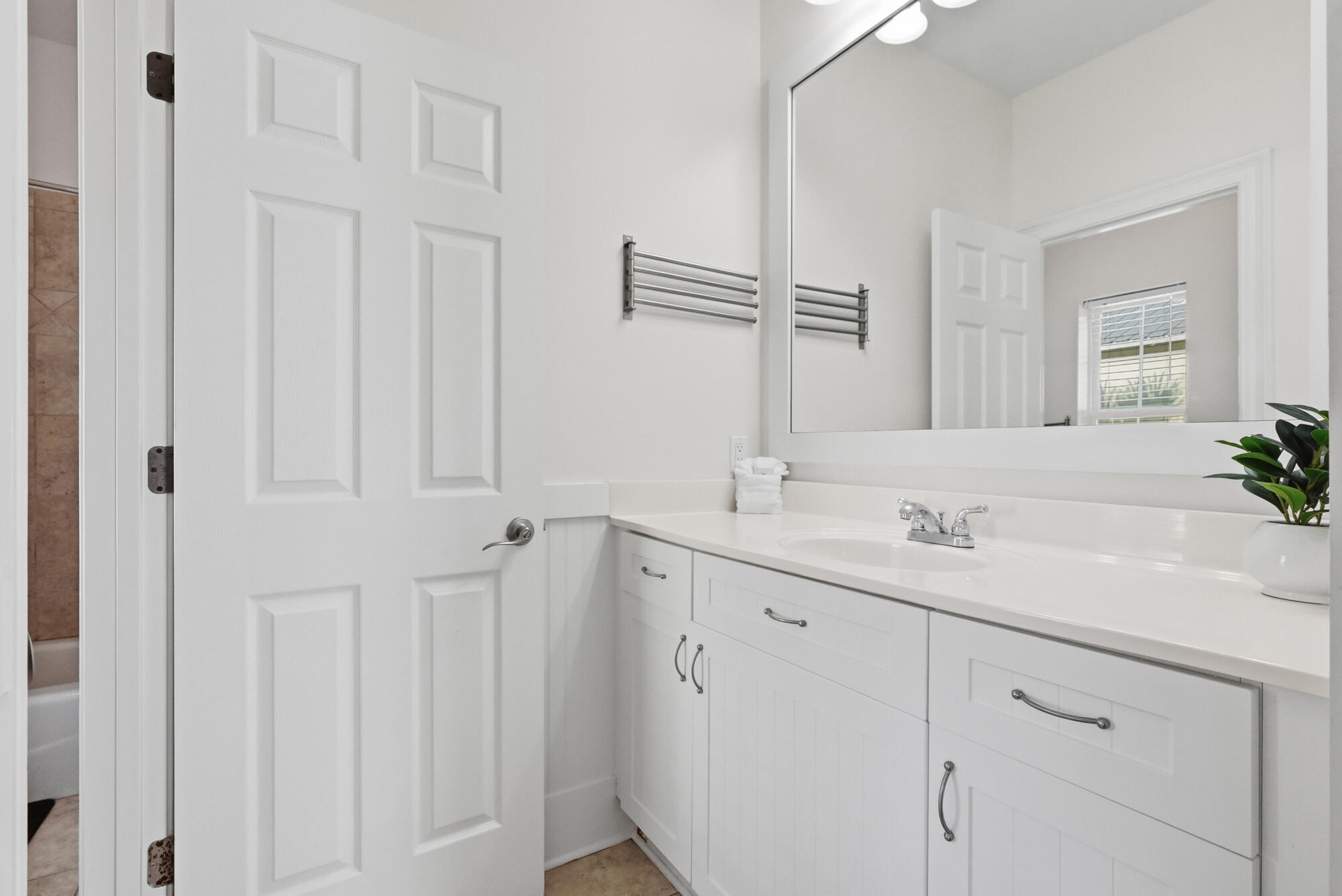 EMERALD WATERS VILLAGE - Residential