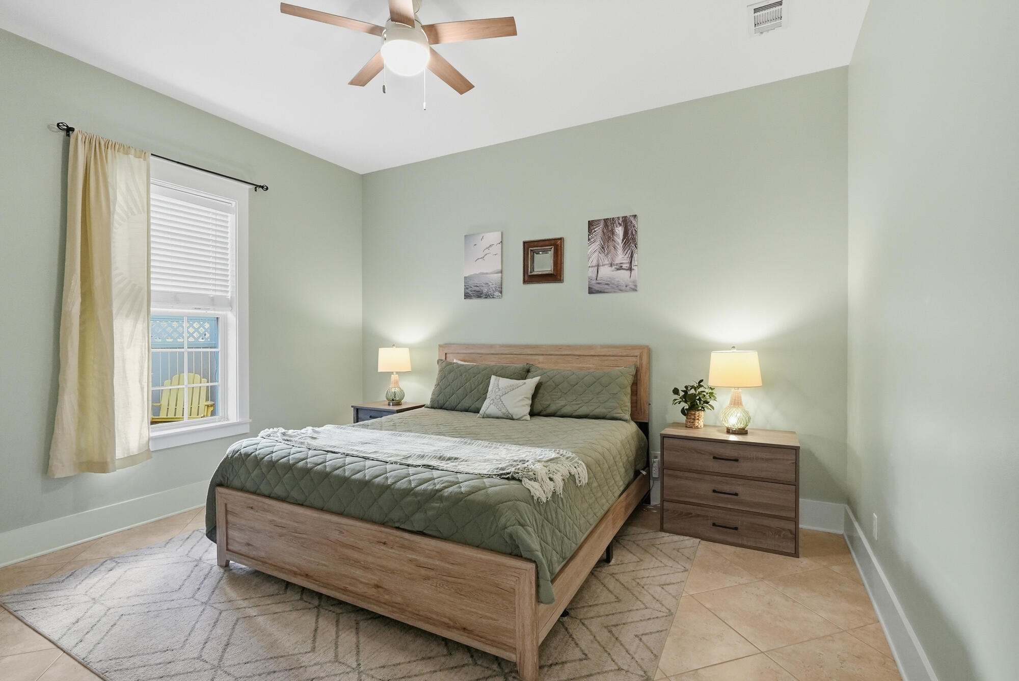 EMERALD WATERS VILLAGE - Residential