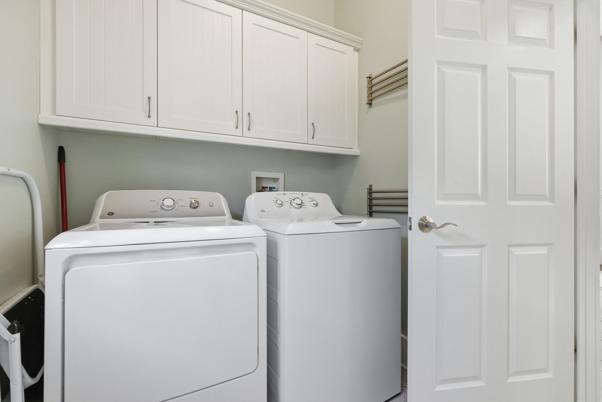 EMERALD WATERS VILLAGE - Residential