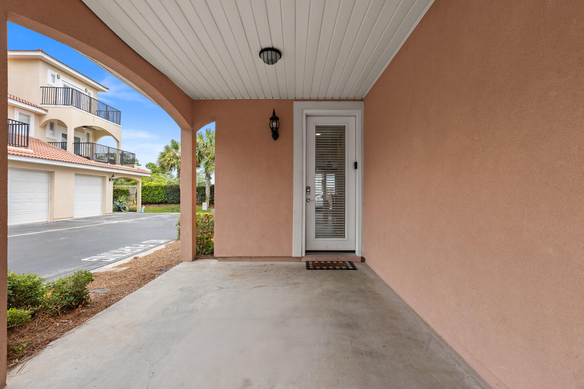 BELLA COSTA - Residential