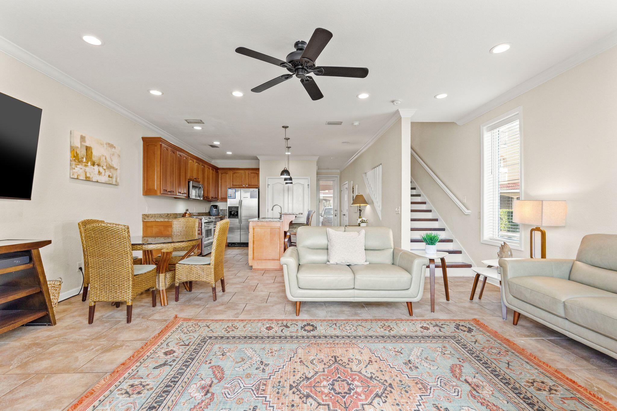 BELLA COSTA - Residential