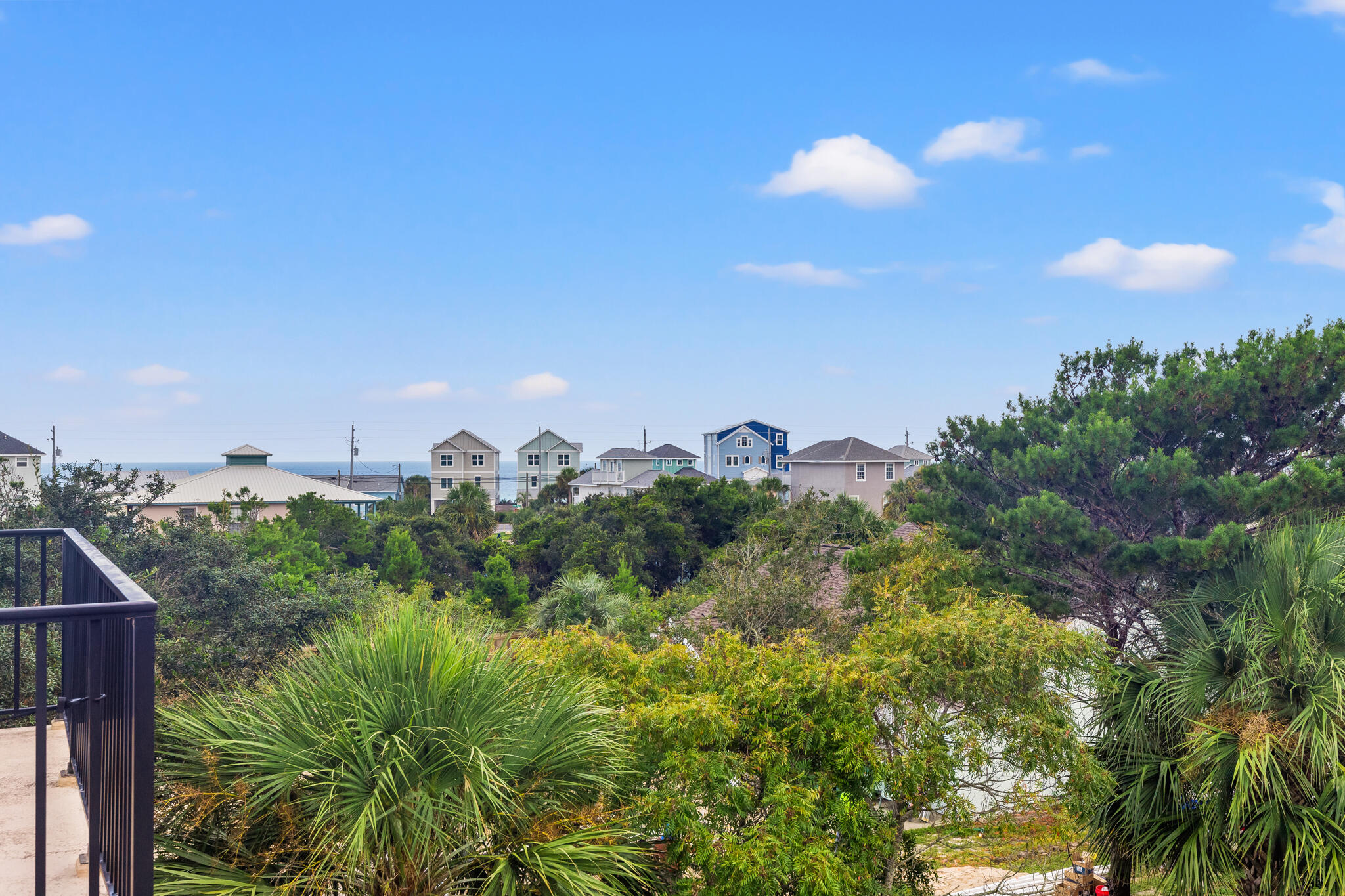 BELLA COSTA - Residential