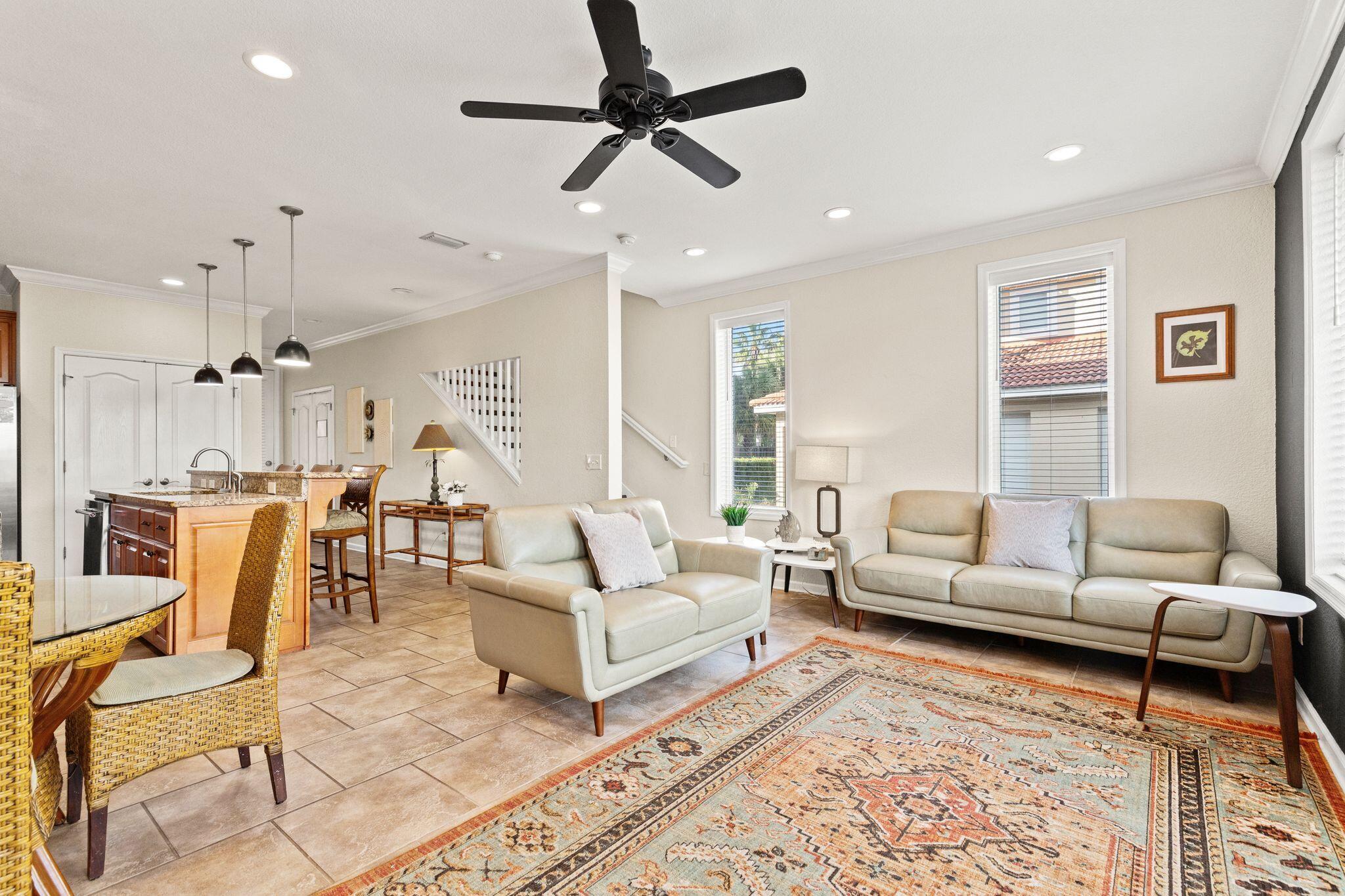 BELLA COSTA - Residential