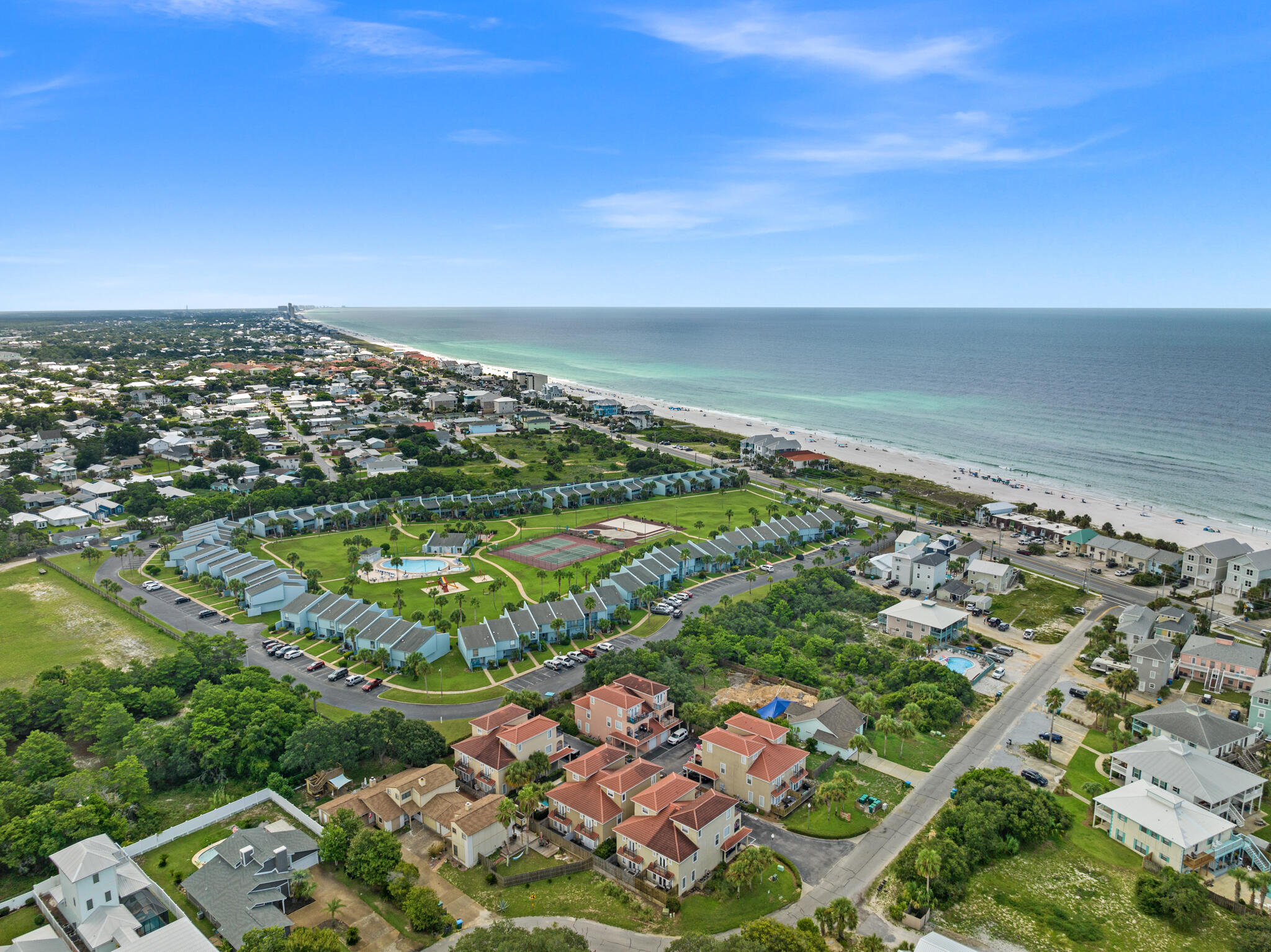 BELLA COSTA - Residential