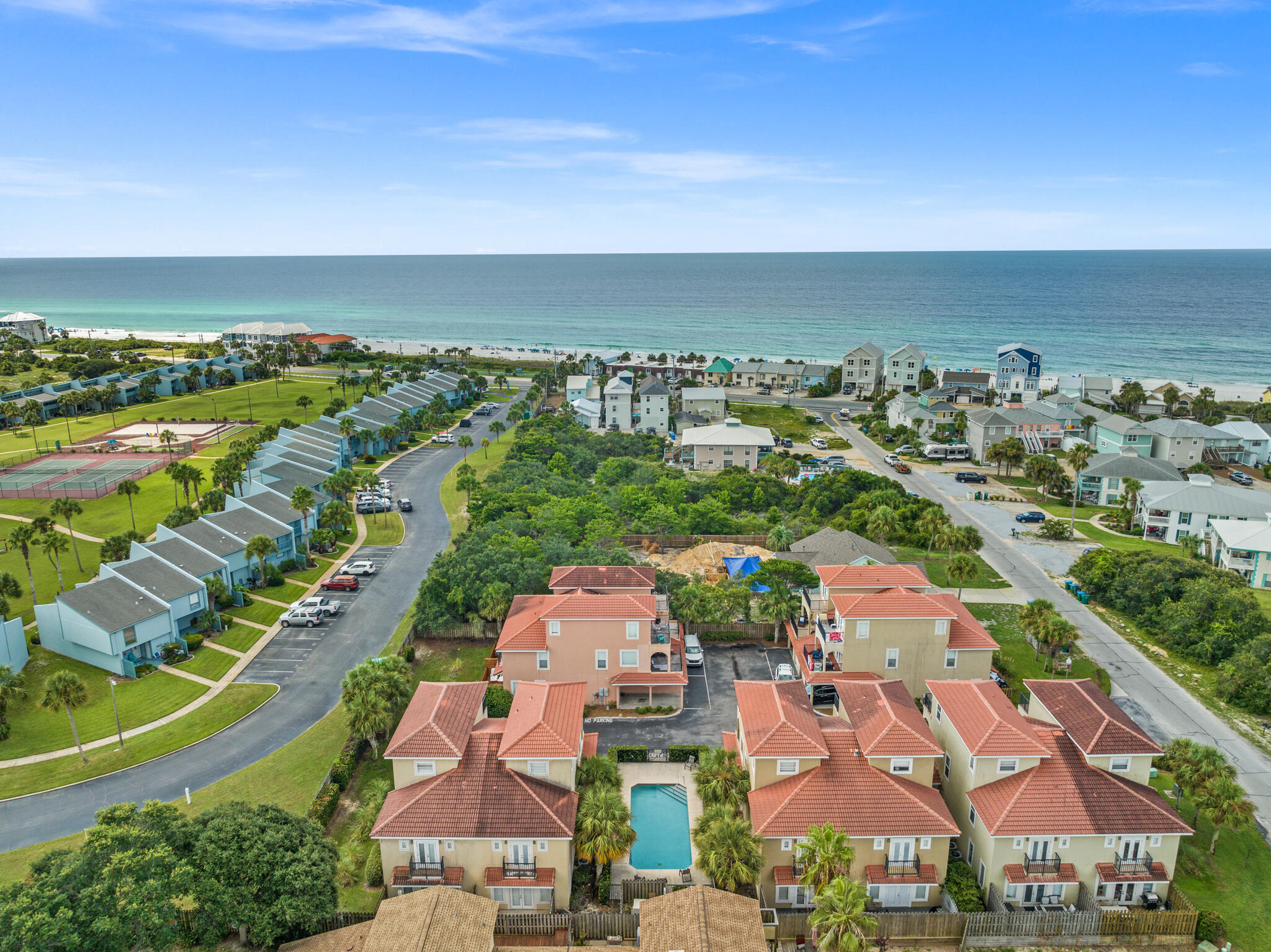 BELLA COSTA - Residential