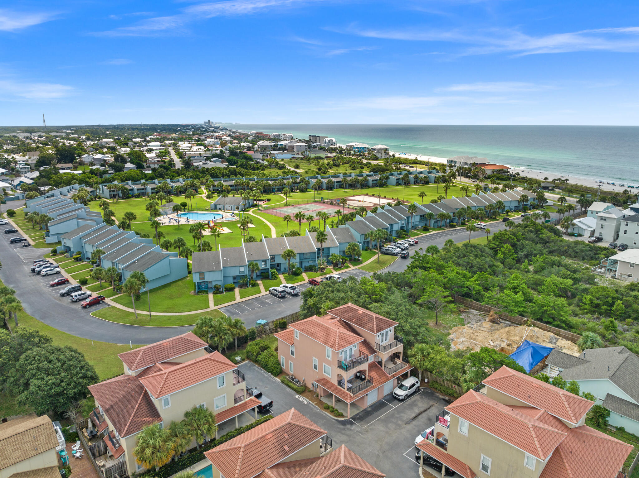 BELLA COSTA - Residential