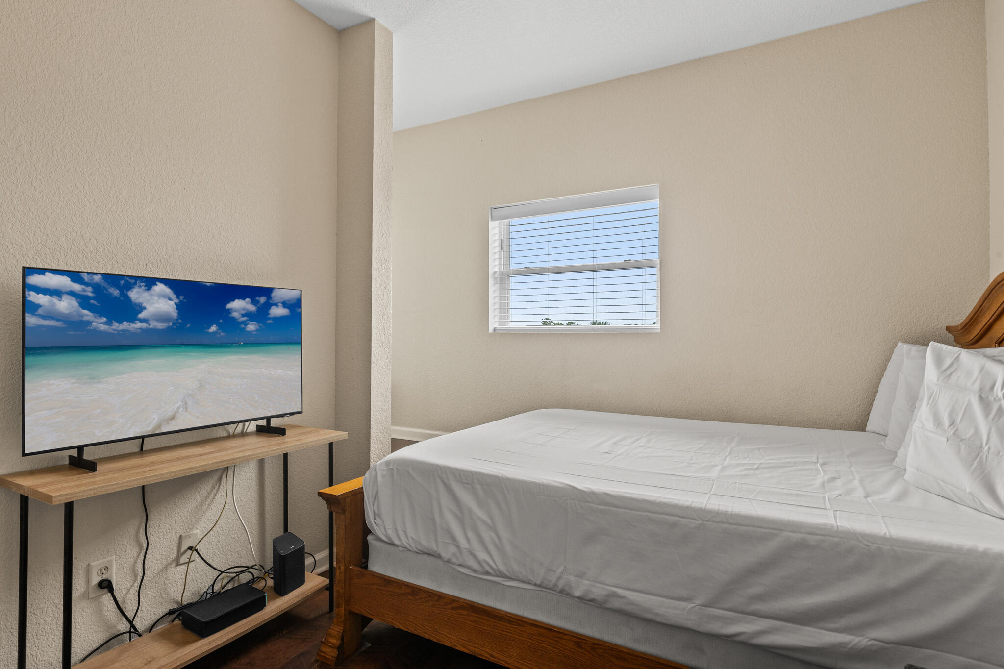 BELLA COSTA - Residential