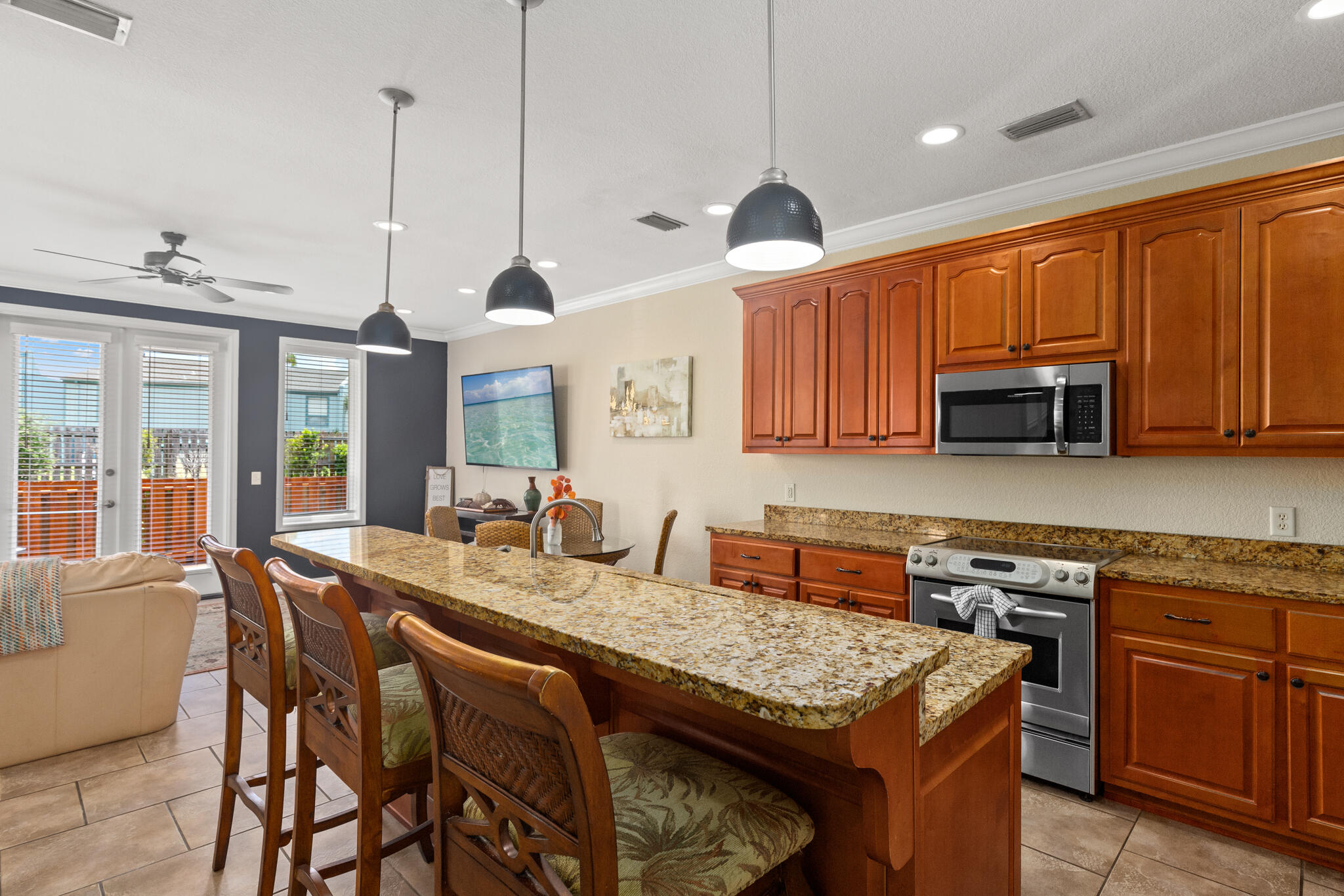 BELLA COSTA - Residential