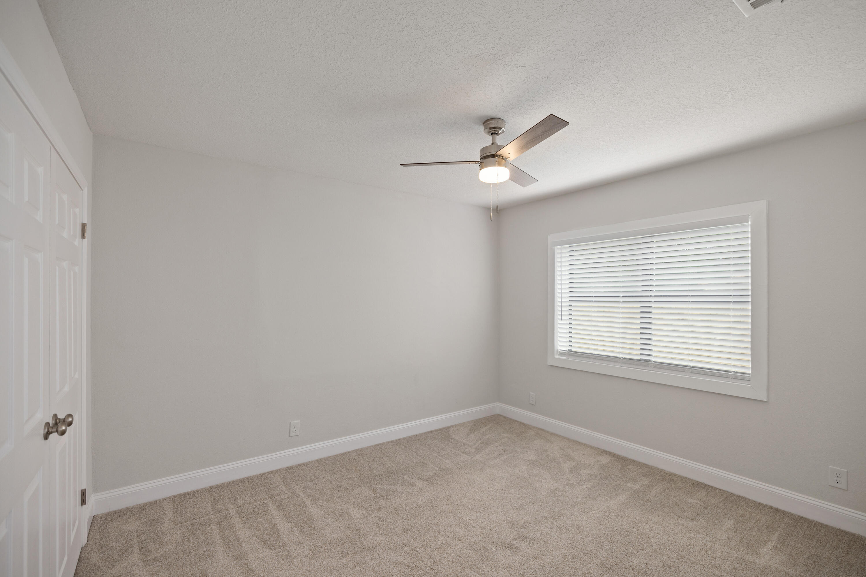 VALPARAISO PLAT 1 LOT 25 BLK 5 - Residential Lease