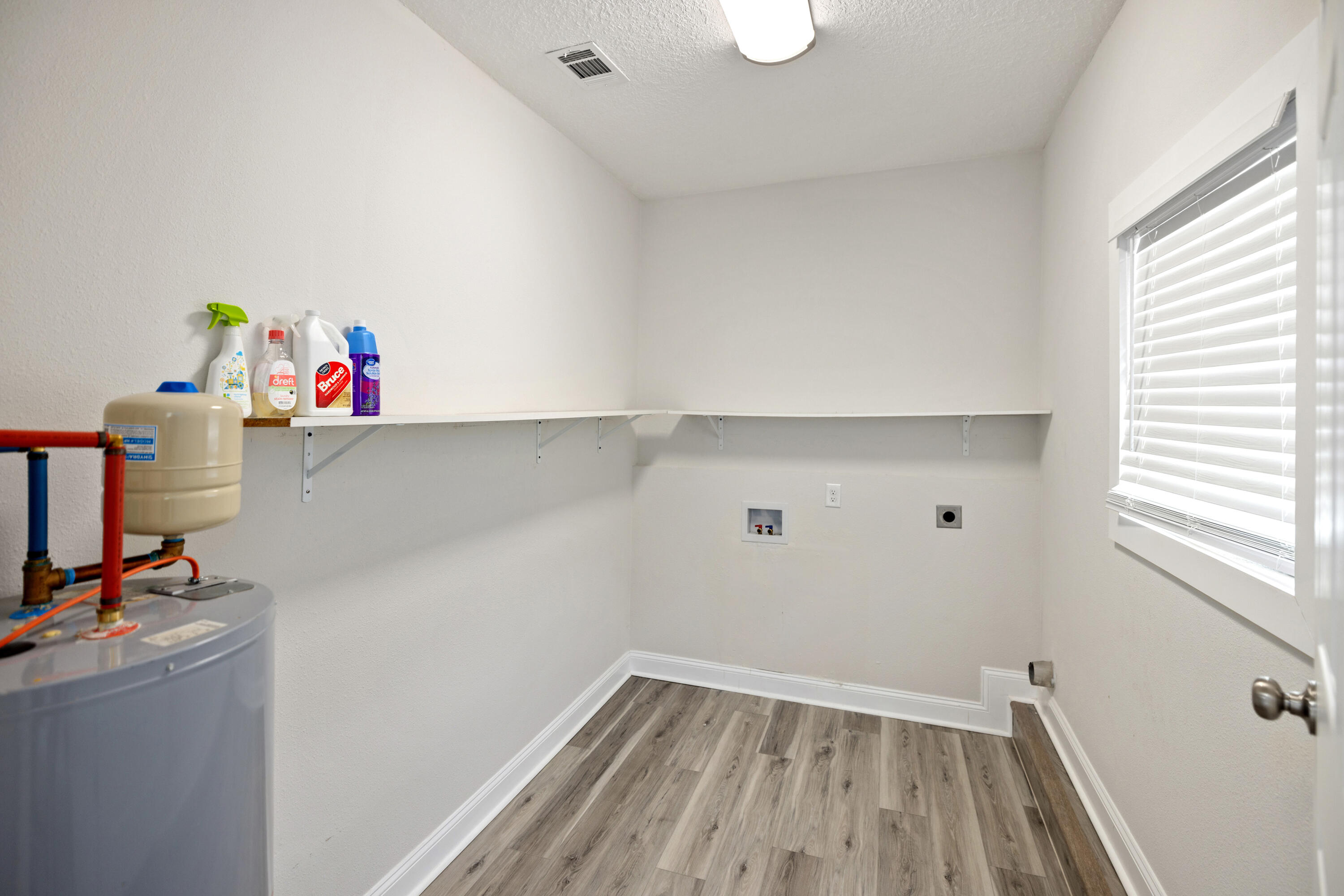 VALPARAISO PLAT 1 LOT 25 BLK 5 - Residential Lease