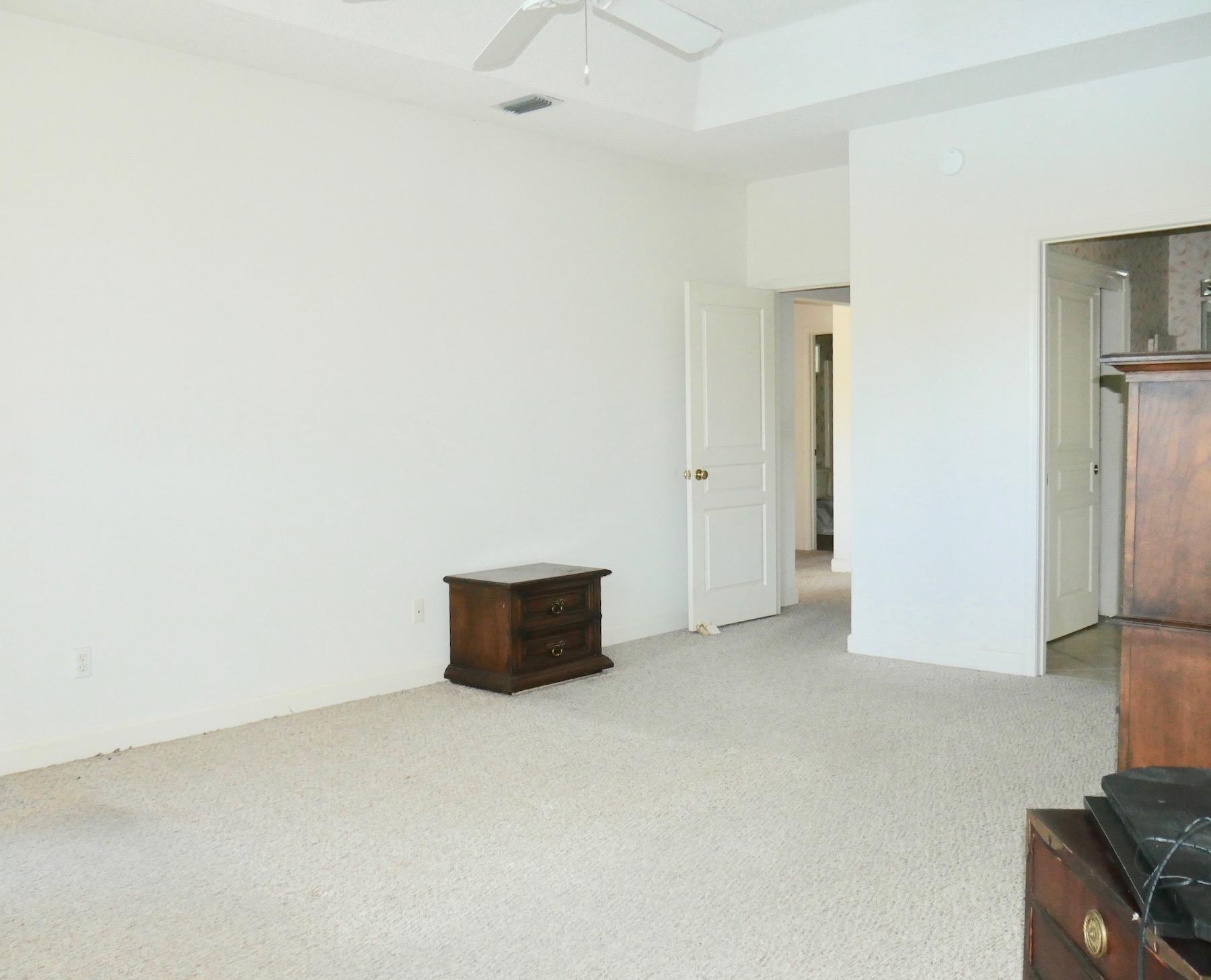 HIDDEN LAKES - Residential