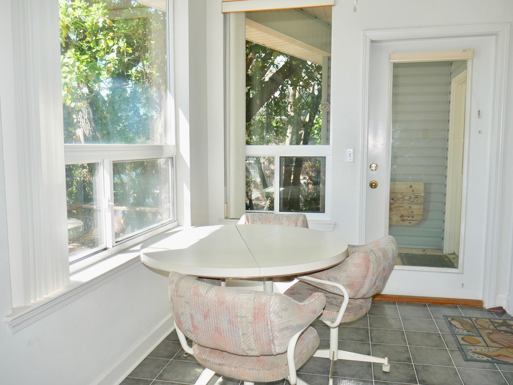 HIDDEN LAKES - Residential