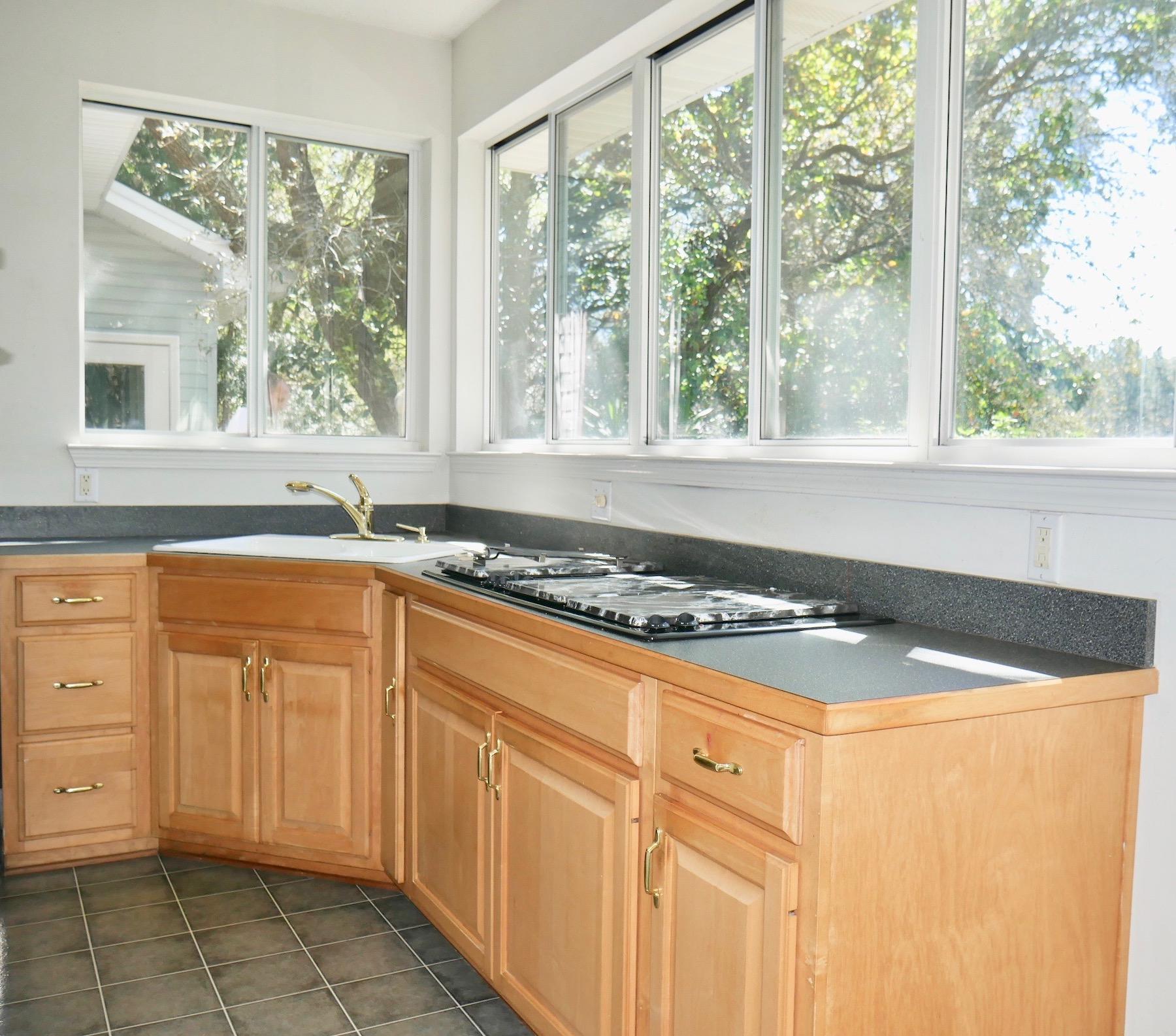 HIDDEN LAKES - Residential