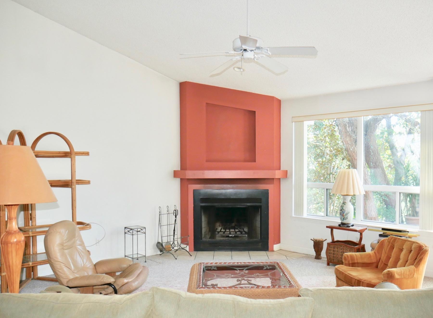 HIDDEN LAKES - Residential