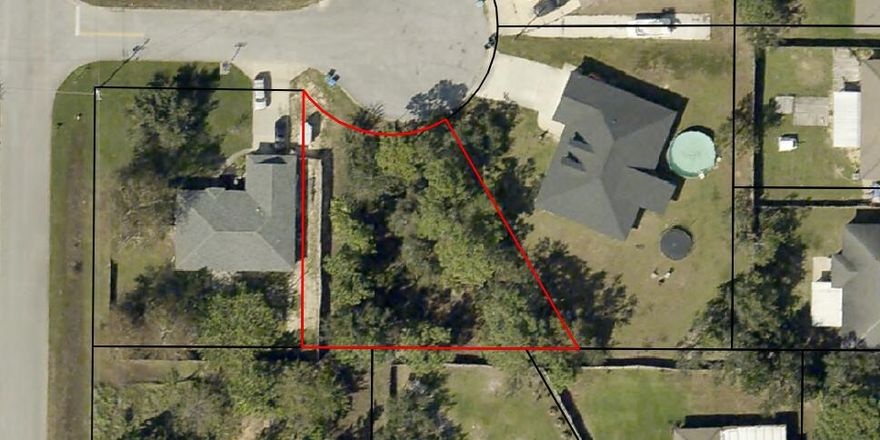 Located on a quiet cul de sac lot, this is a great opportunity for builder or owners looking for the perfect spot to place their dream home. The lot has great mature trees and is is located off 98 and central to amenities, shopping and restaurants.