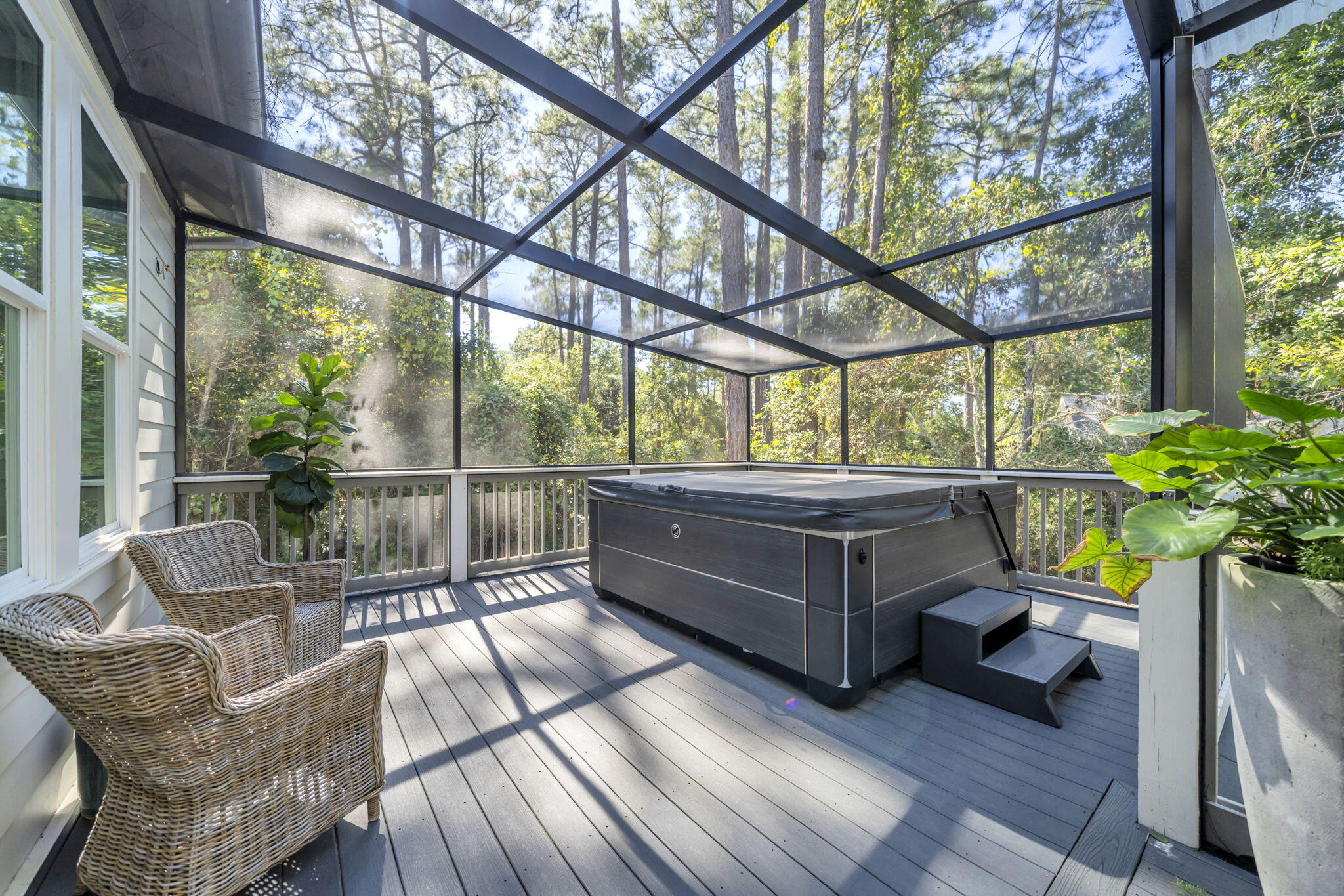 WOODLAND BAYOU ESTATES - Residential