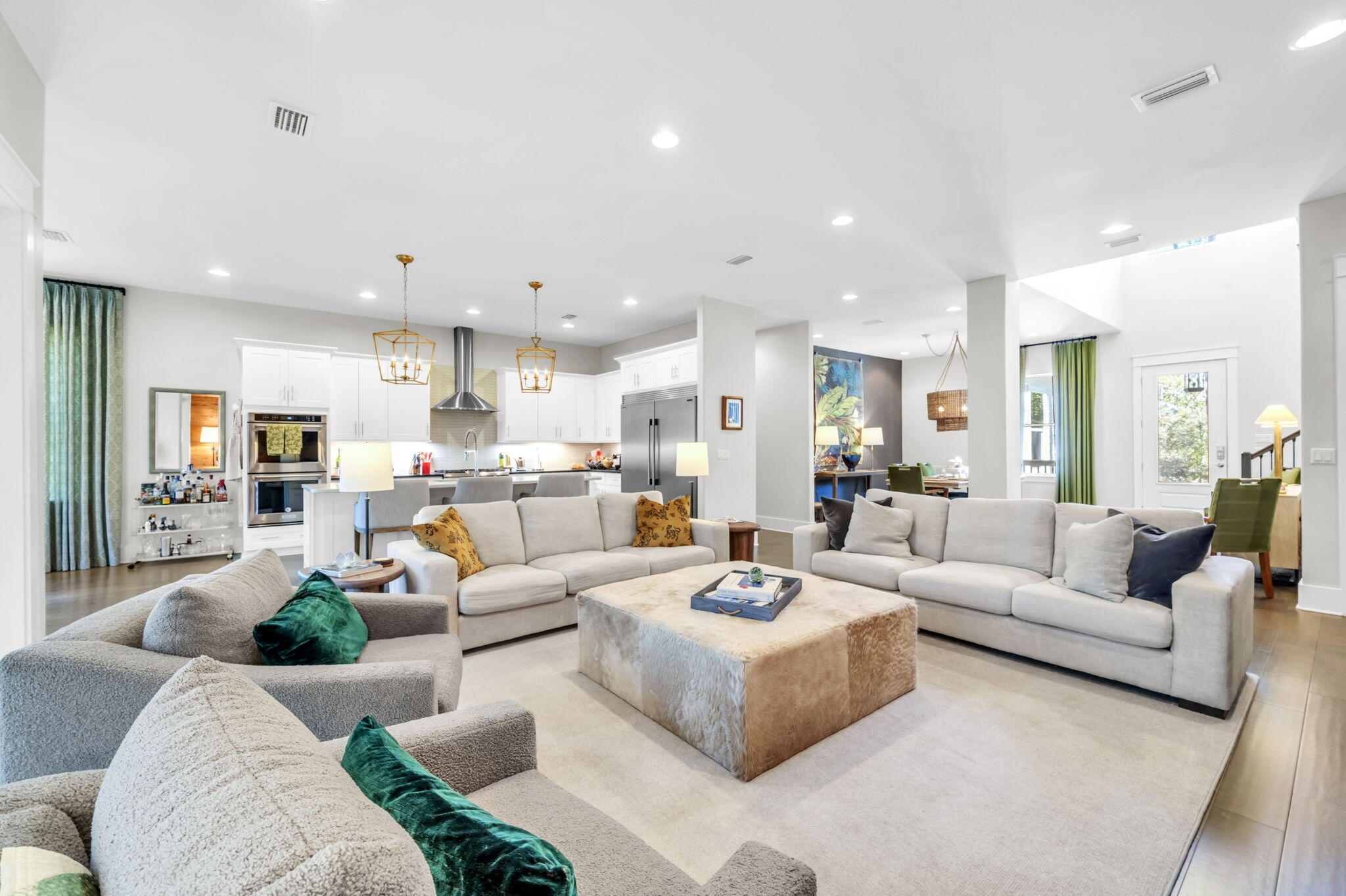 WOODLAND BAYOU ESTATES - Residential