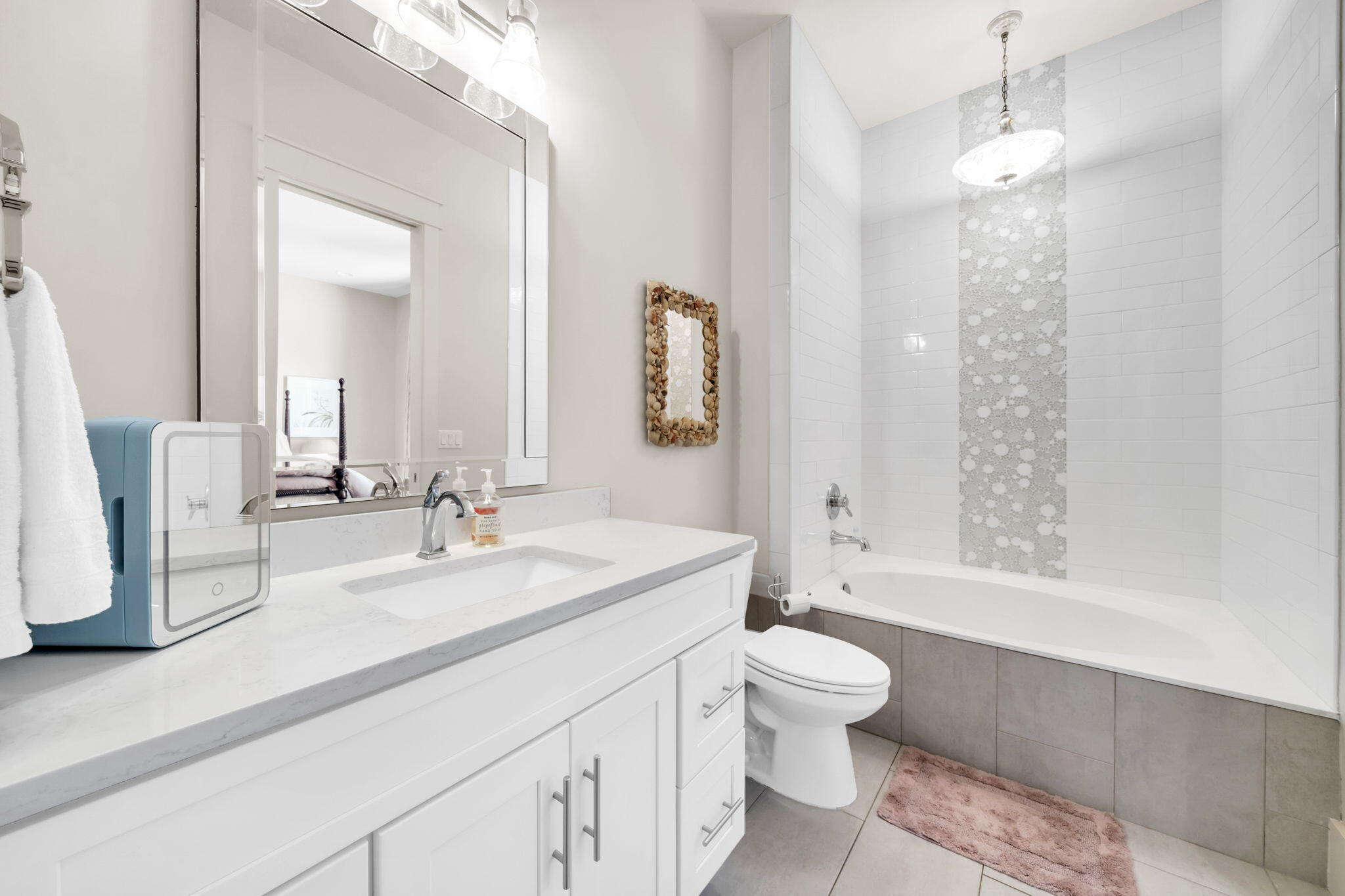 WOODLAND BAYOU ESTATES - Residential