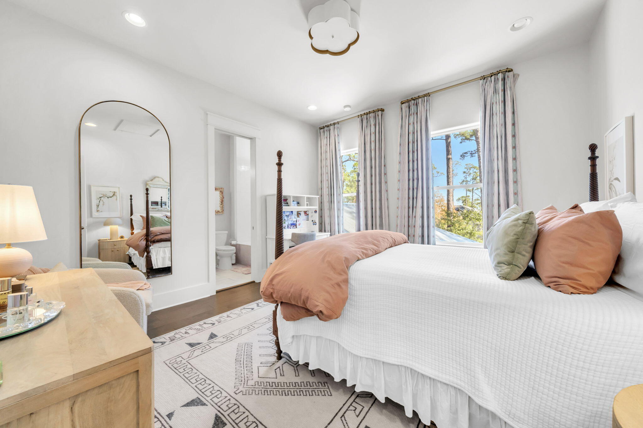 WOODLAND BAYOU ESTATES - Residential