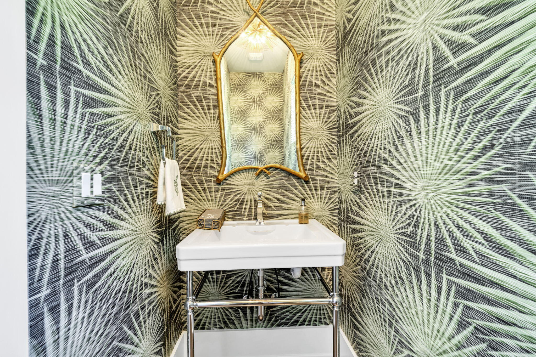 WOODLAND BAYOU ESTATES - Residential