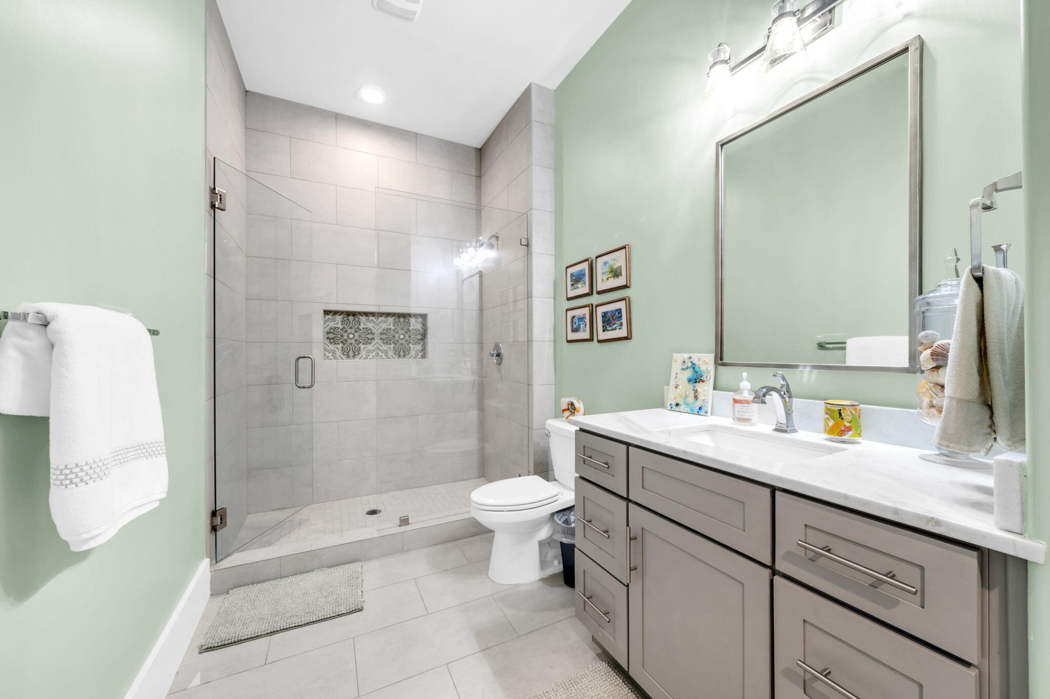 WOODLAND BAYOU ESTATES - Residential