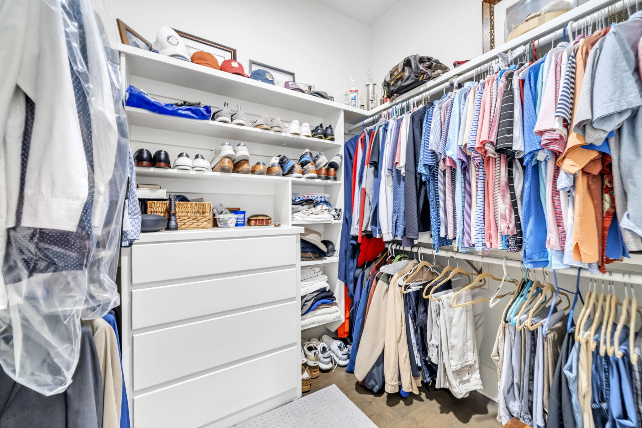 WOODLAND BAYOU ESTATES - Residential