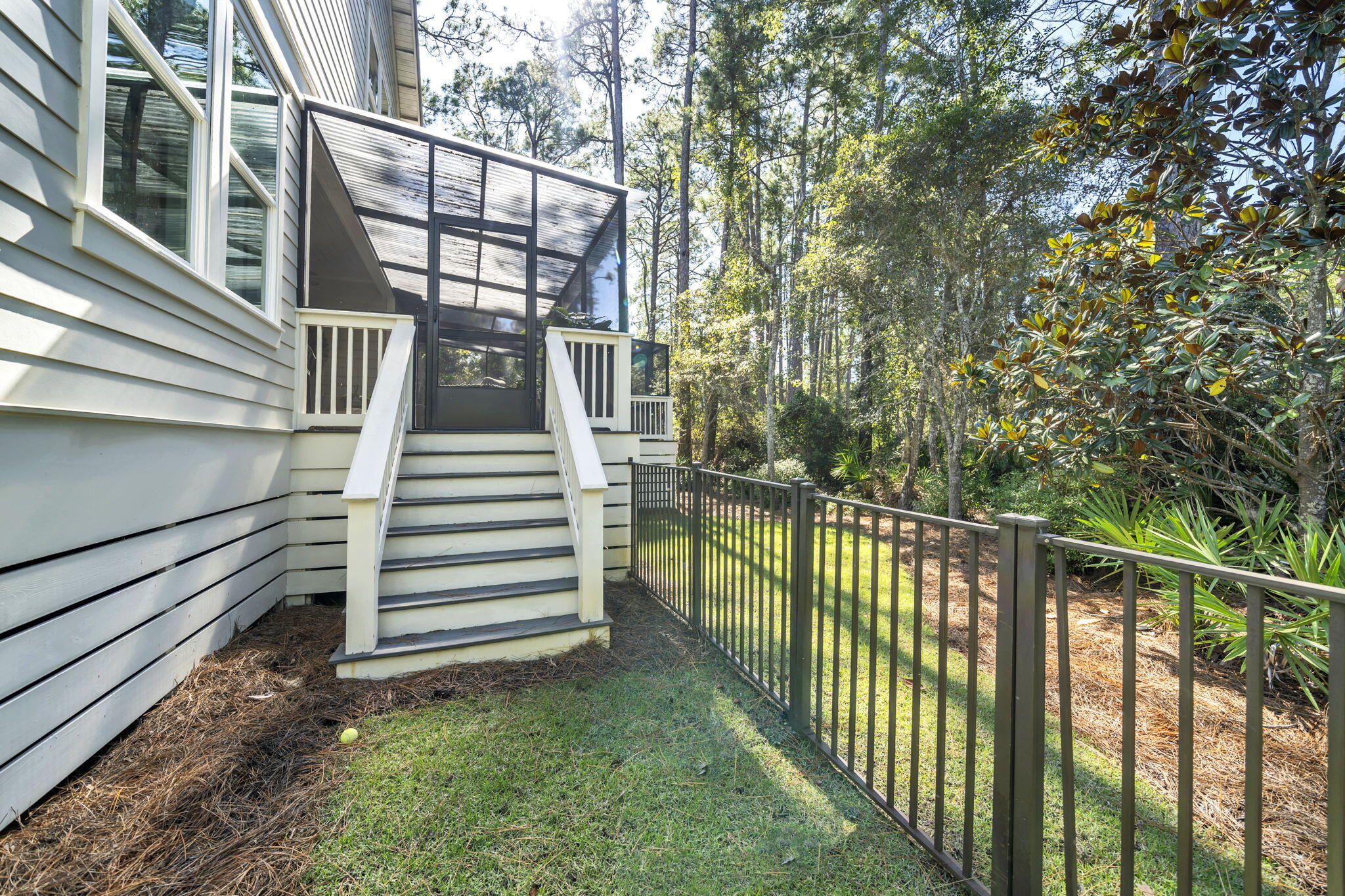 WOODLAND BAYOU ESTATES - Residential