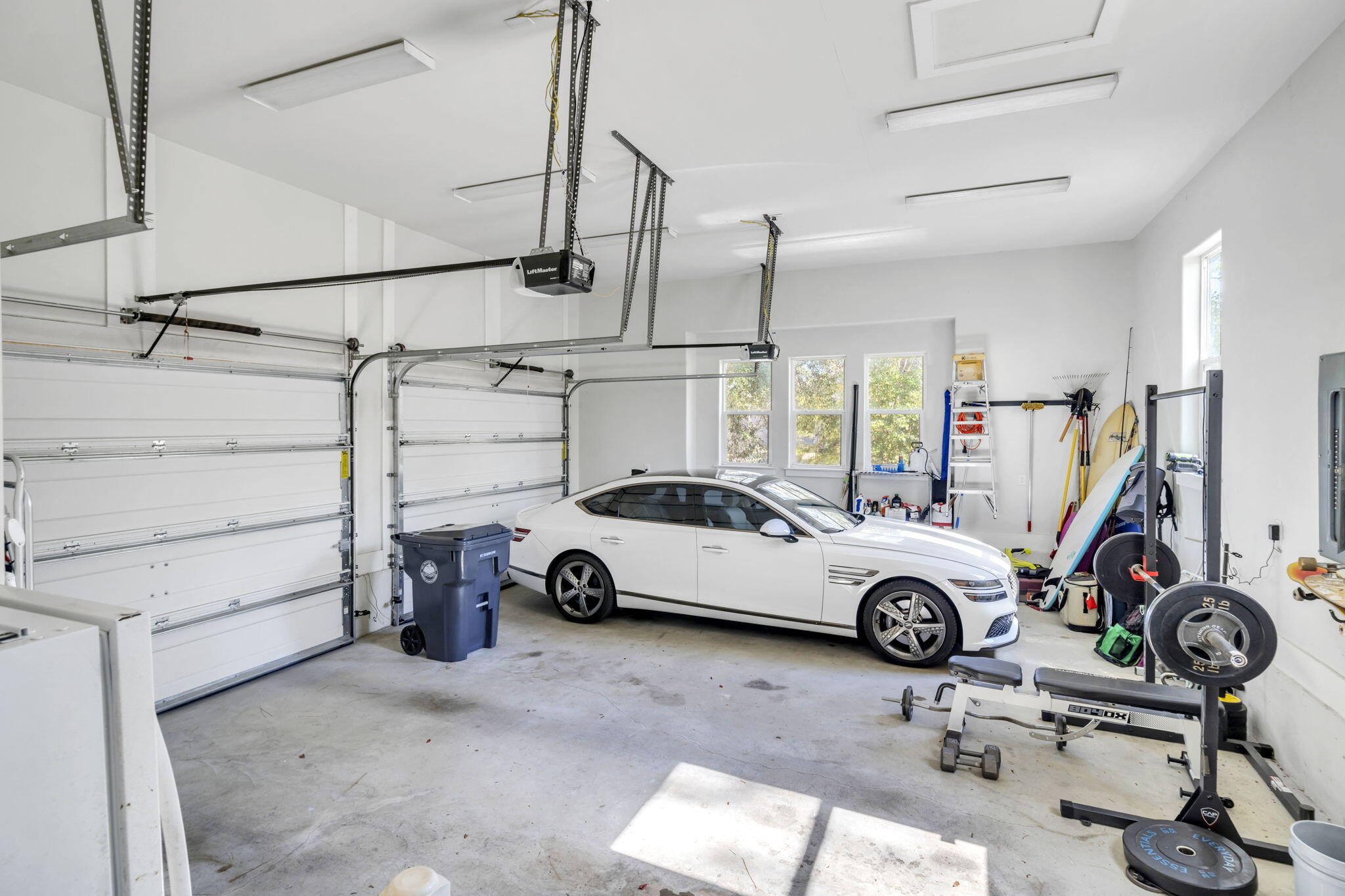 WOODLAND BAYOU ESTATES - Residential