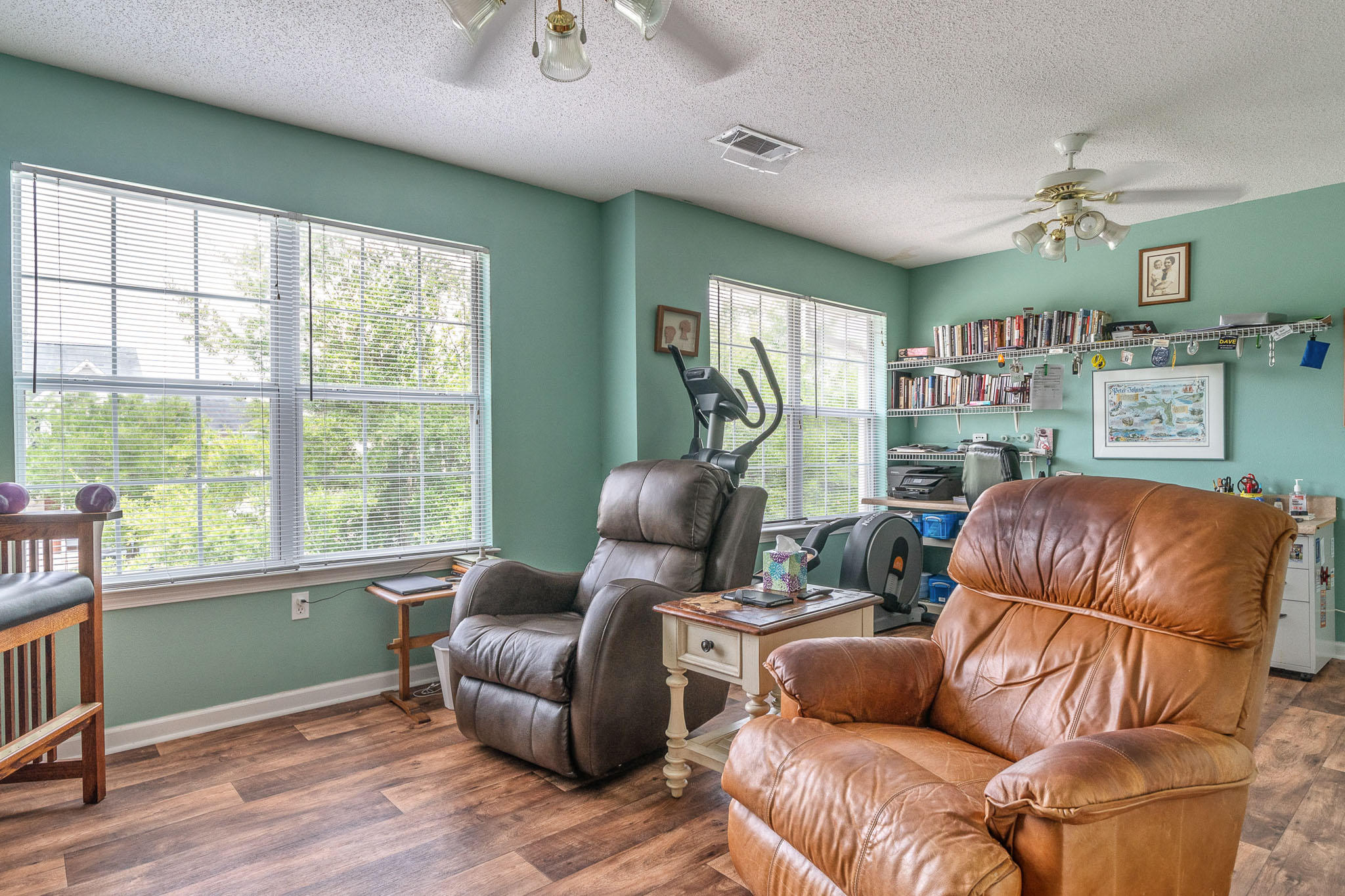 ROLLING PINES - Residential