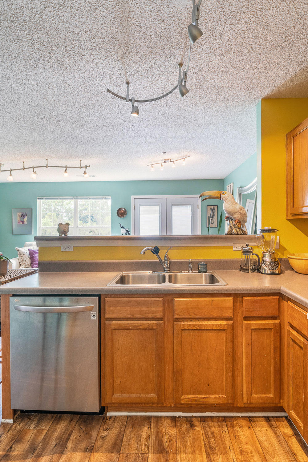 ROLLING PINES - Residential