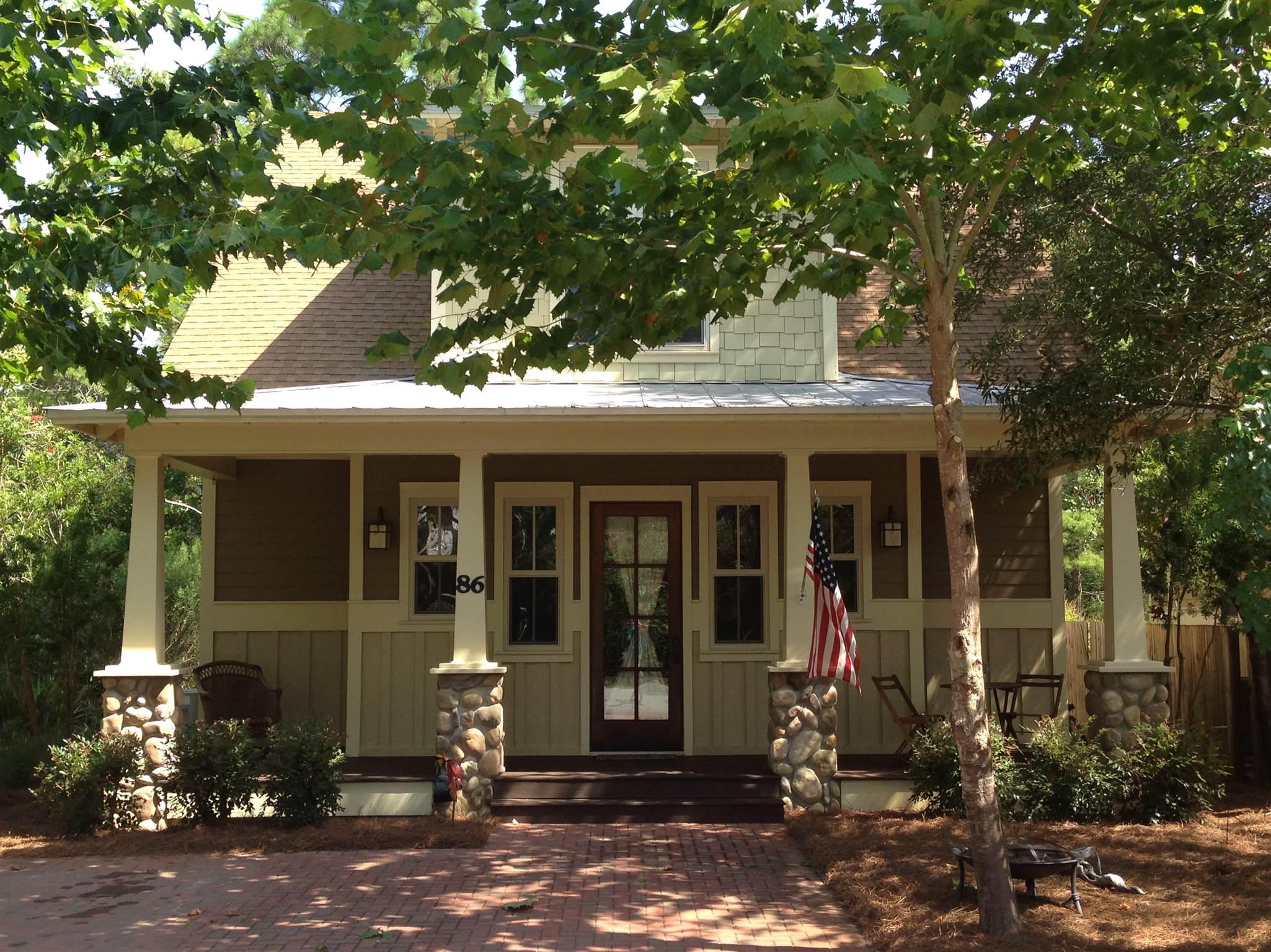 GRAYTON BEACH VILLAGE SQUARE - Residential