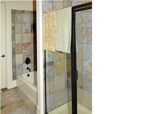 GRAYTON BEACH VILLAGE SQUARE - Residential