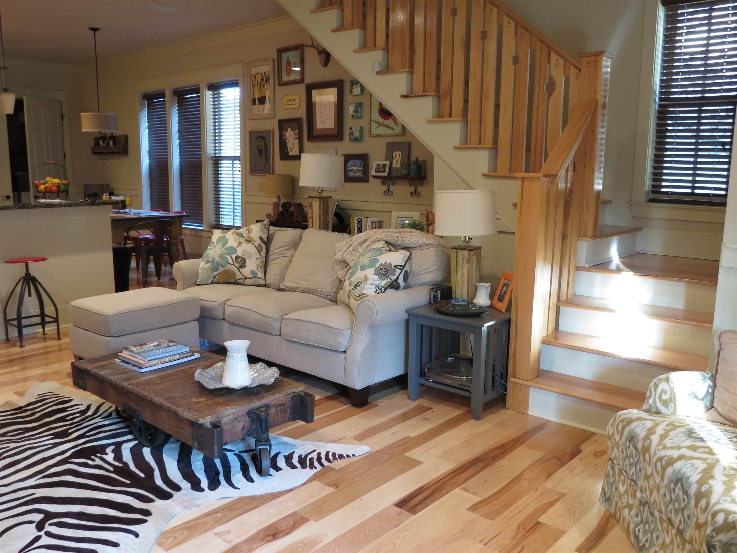 GRAYTON BEACH VILLAGE SQUARE - Residential