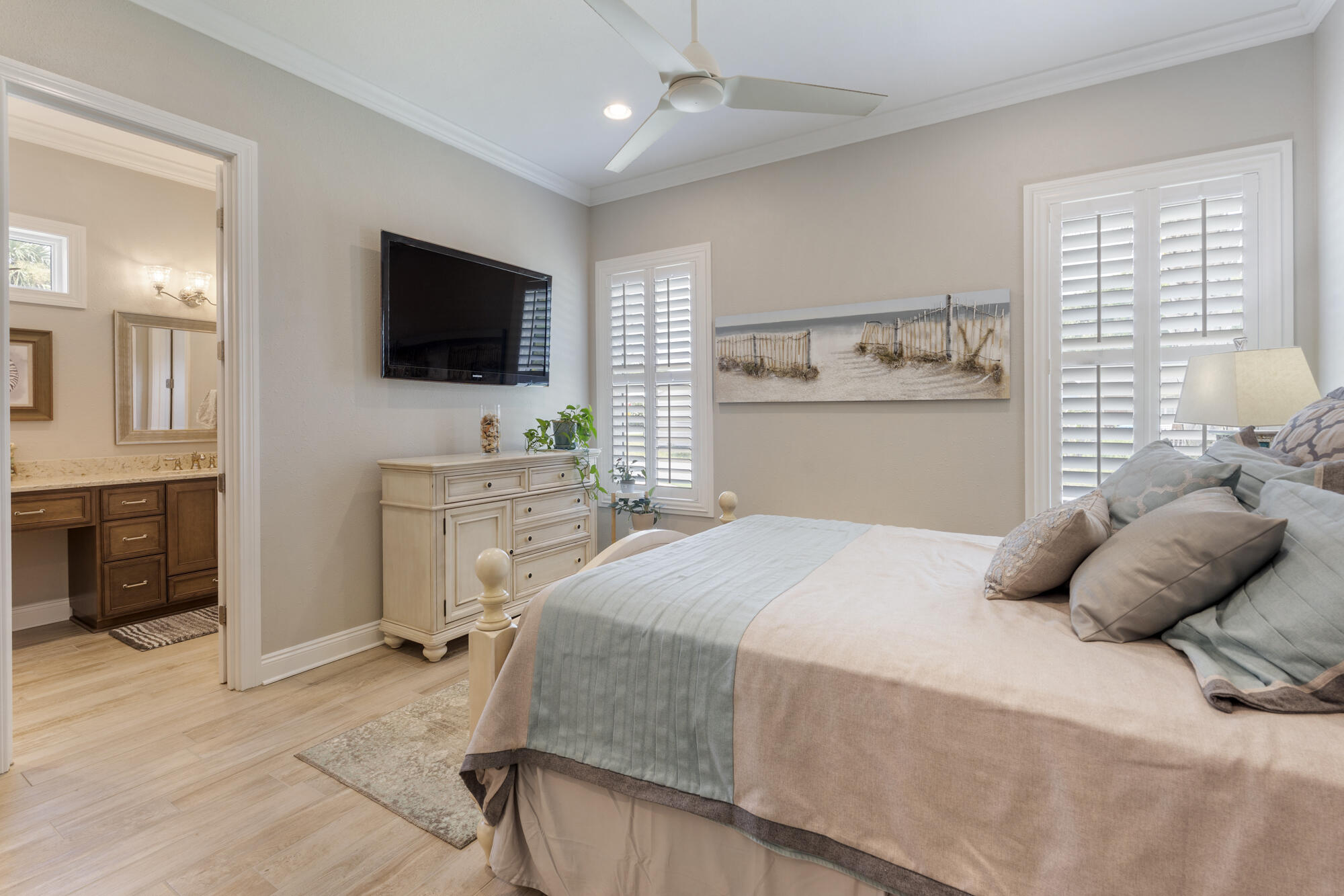 LAGUNA BEACH ESTATES - Residential