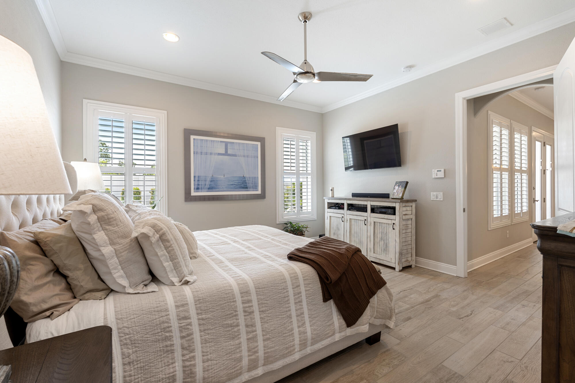 LAGUNA BEACH ESTATES - Residential