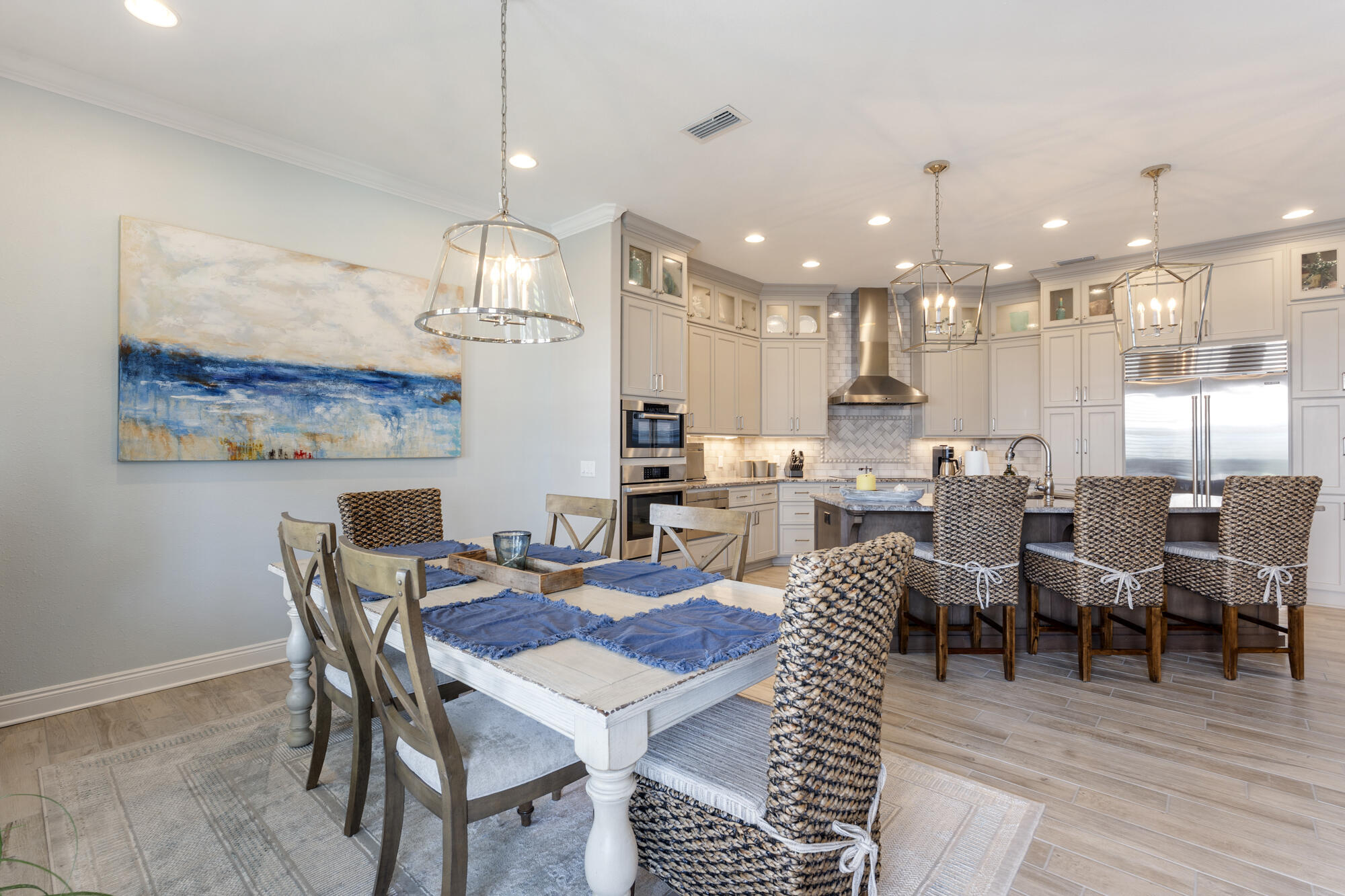 LAGUNA BEACH ESTATES - Residential