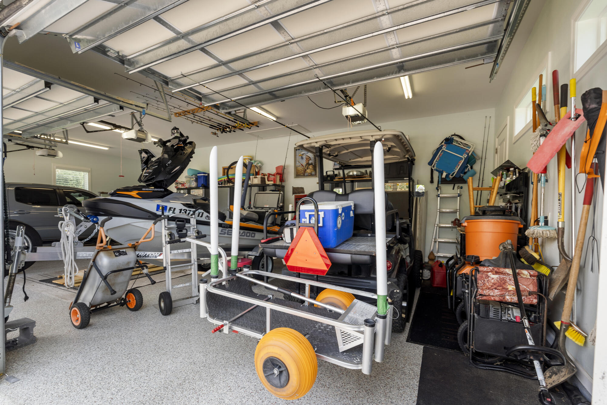 LAGUNA BEACH ESTATES - Residential