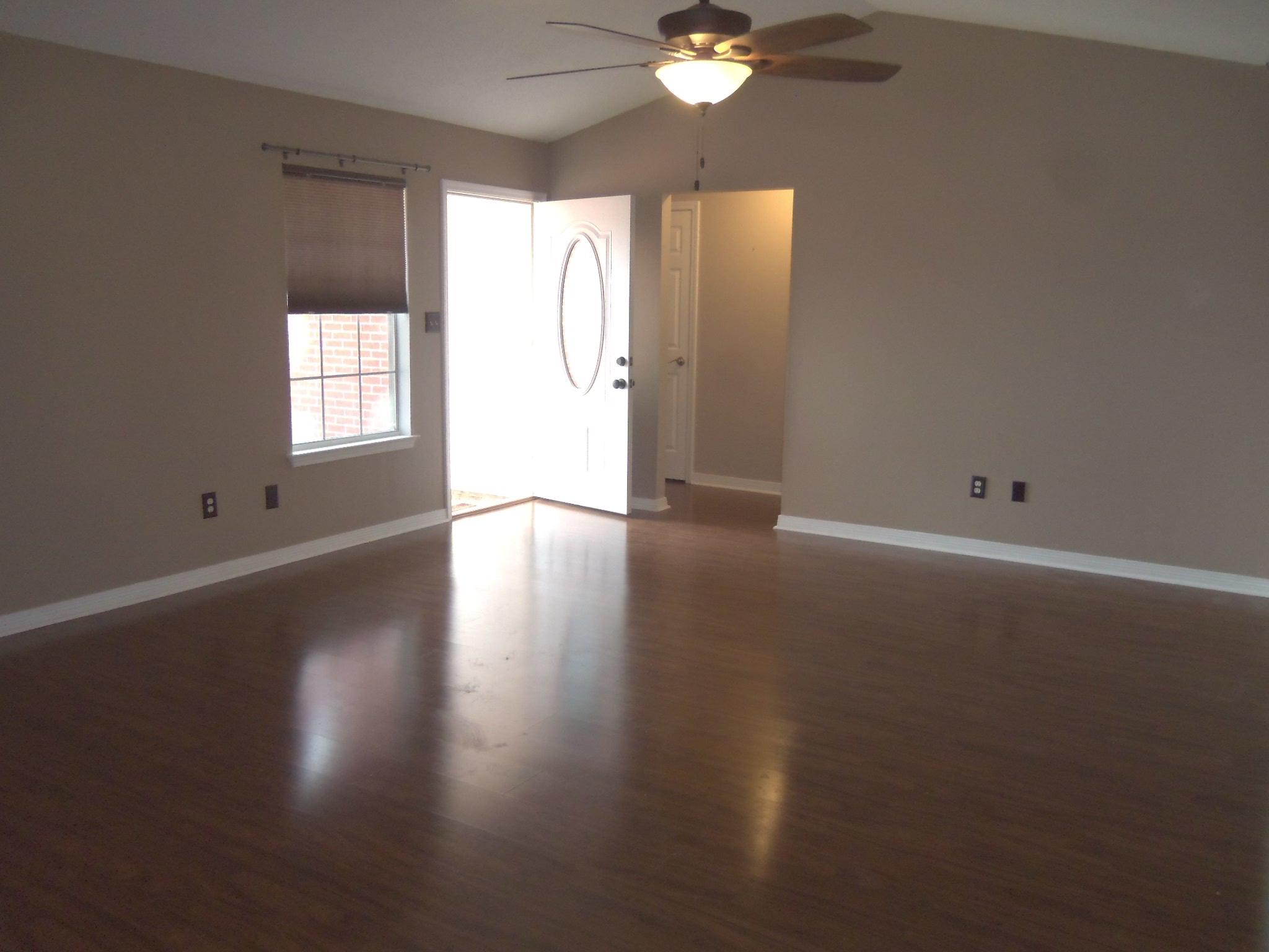 SANDY DUNES - Residential Lease