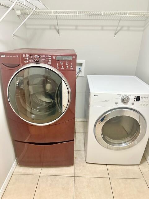 SANDY DUNES - Residential Lease