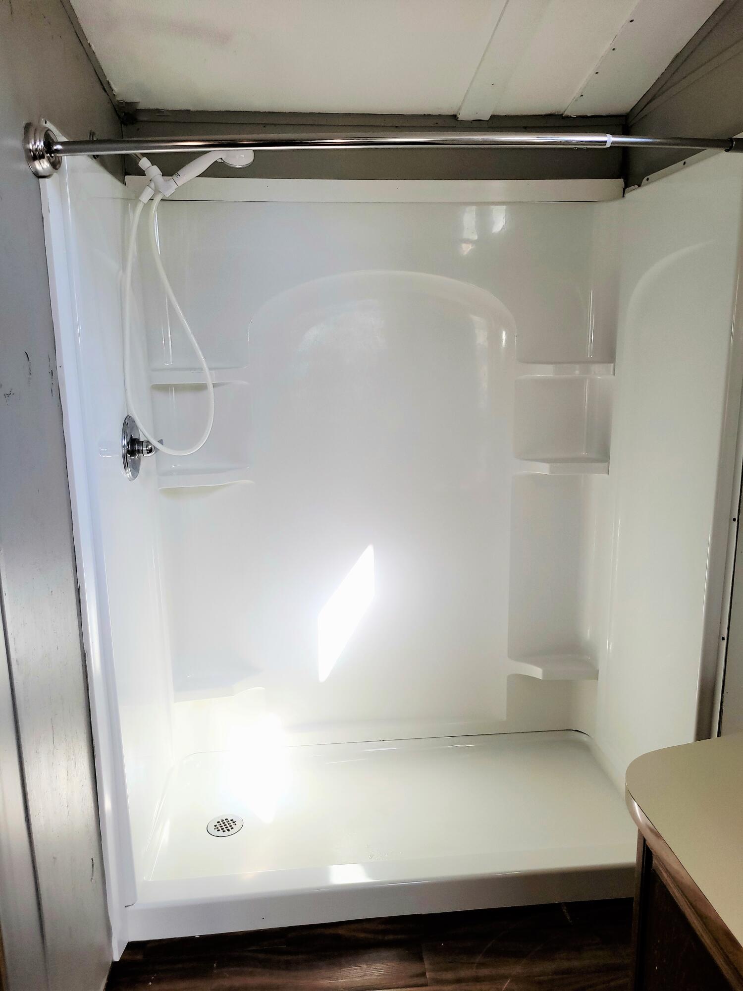 OAKWOOD HILLS UNIT 1 - Residential Lease