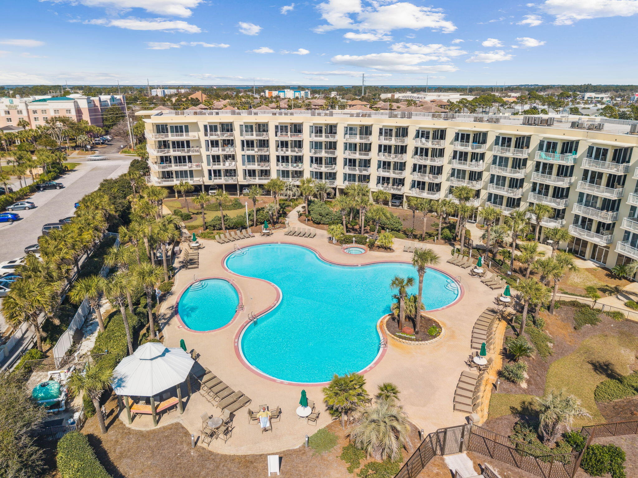CRESCENT AT MIRAMAR BEACH THE - Residential