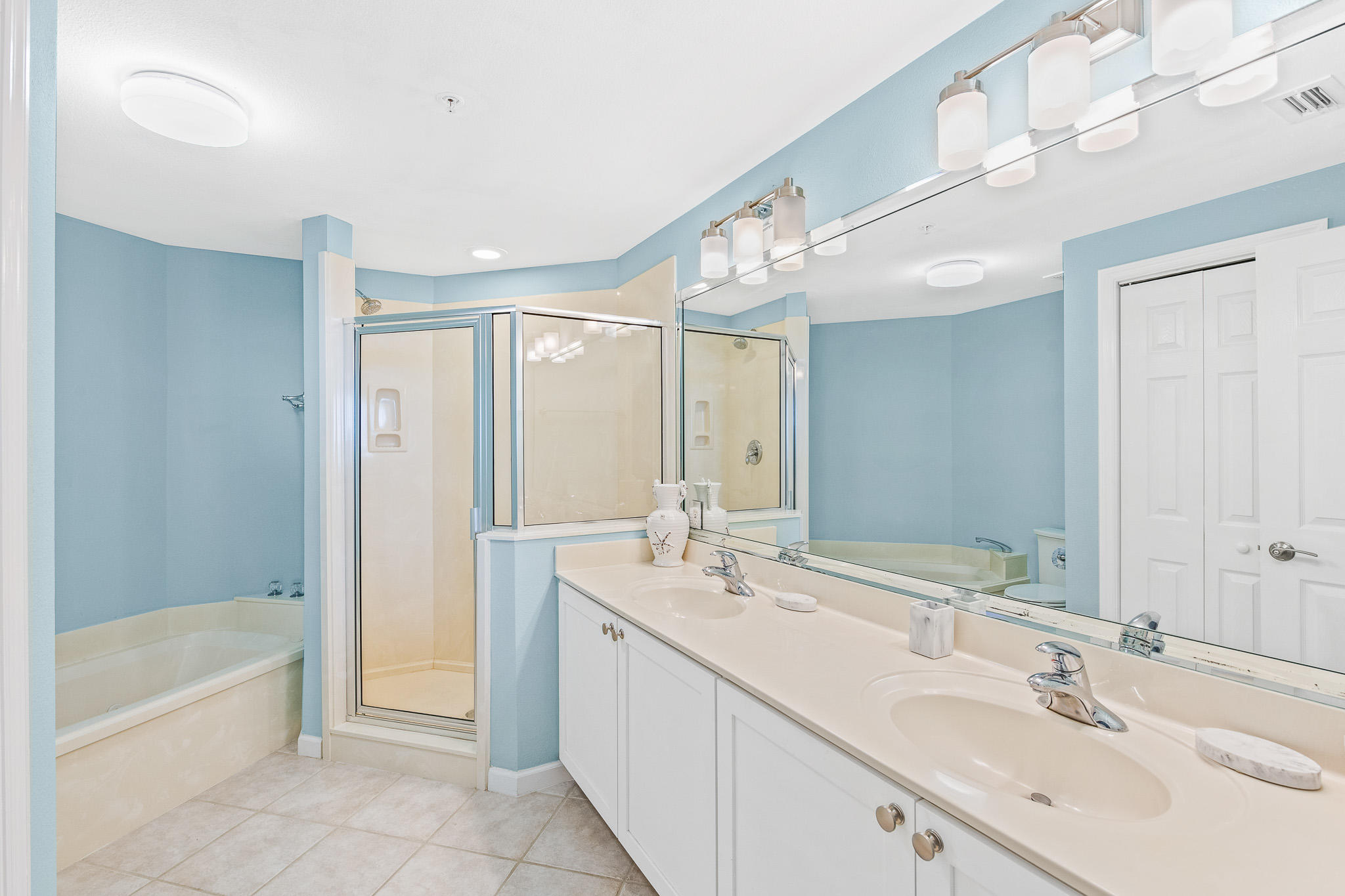 DUNES OF SEAGROVE - Residential