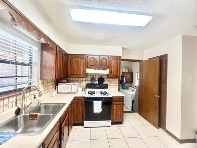 VALPARAISO PINECREST 5 - Residential Lease