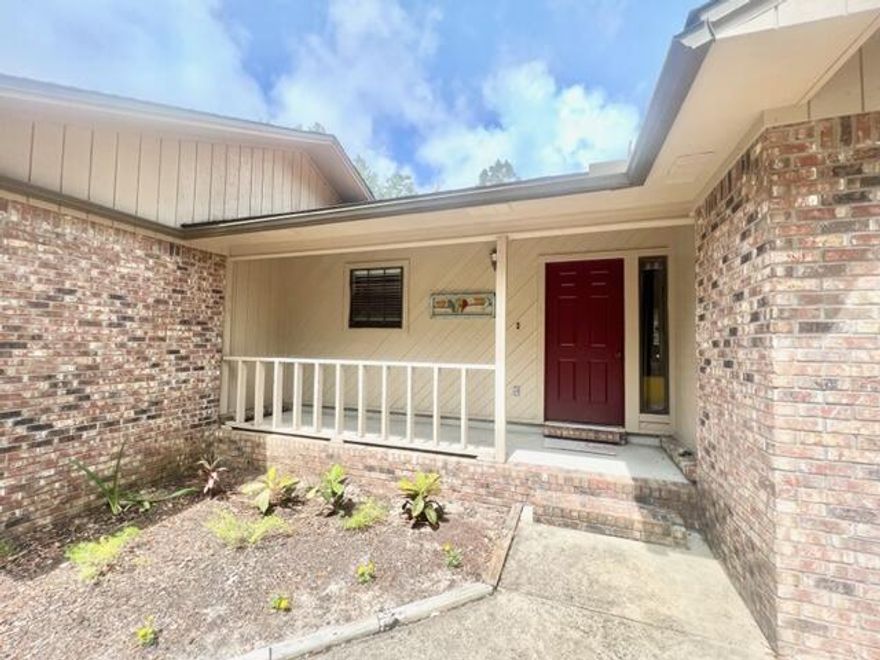 **Available Now**This beautiful home features 3 bedroom and 2 full baths! The spacious kitchen has dark wood cabinets with lots of storage and white countertops, stainless steel refrigerator and dishwasher! The master is spacious and features and en-suite with a skylight! The second and third bedrooms are a great size and the second bathroom also features lots of natural light with a skylight! The backyard is large, fully fenced and has a deck where you can relax and enjoy the Florida evenings!Pets considered with Owner approval! Small dogs only!Tenant to verify all data. Please contact Sound Choice Real Estate to schedule a showing- 850-389-8533.