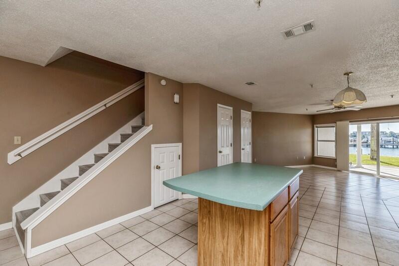BROOKS LANDING - Residential