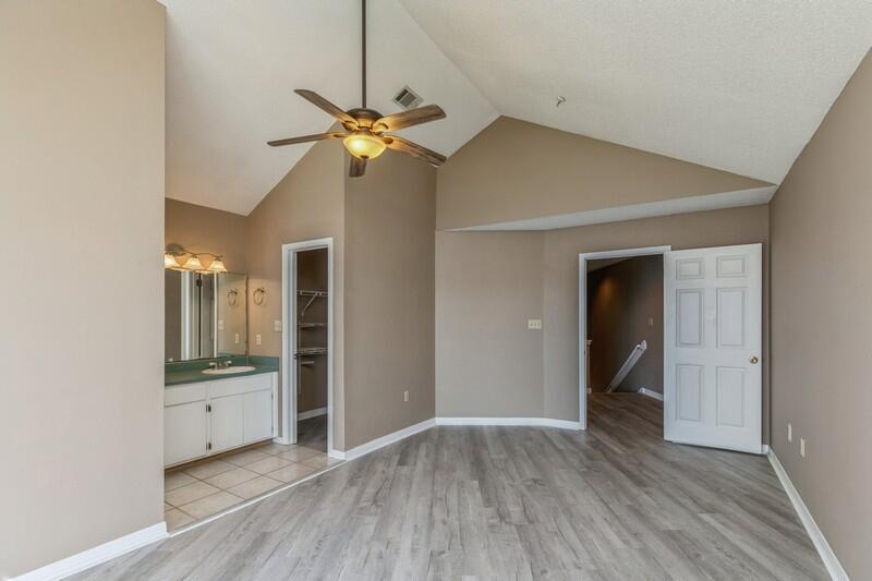 BROOKS LANDING - Residential