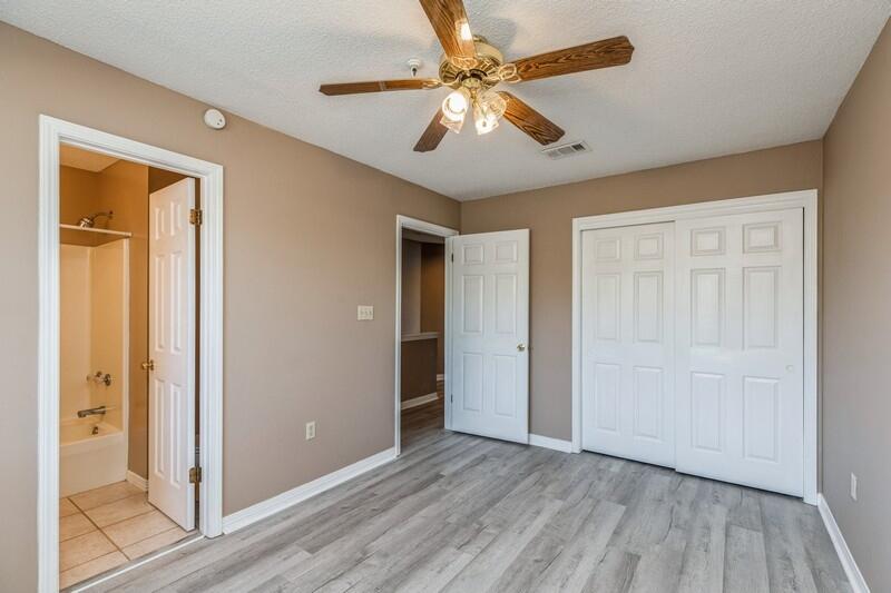 BROOKS LANDING - Residential