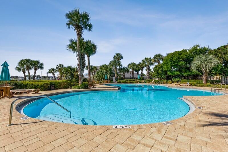 BROOKS LANDING - Residential