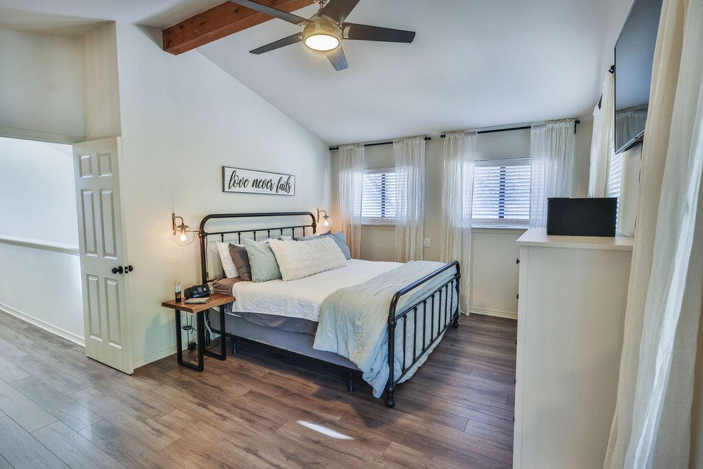 LIDO VILLAGE - Residential