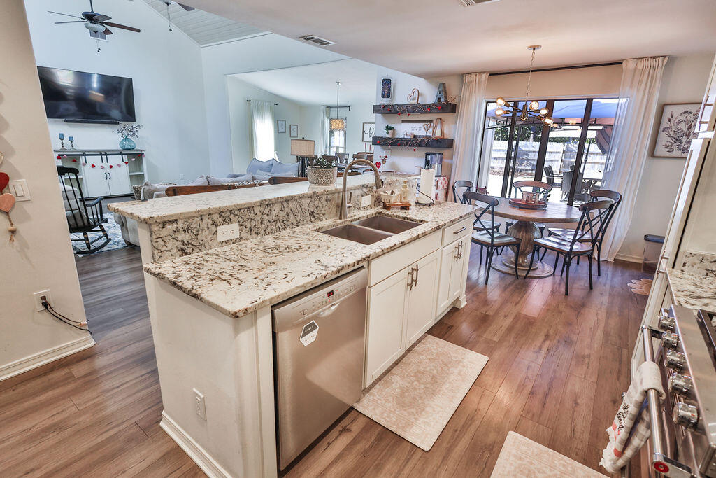 LIDO VILLAGE - Residential